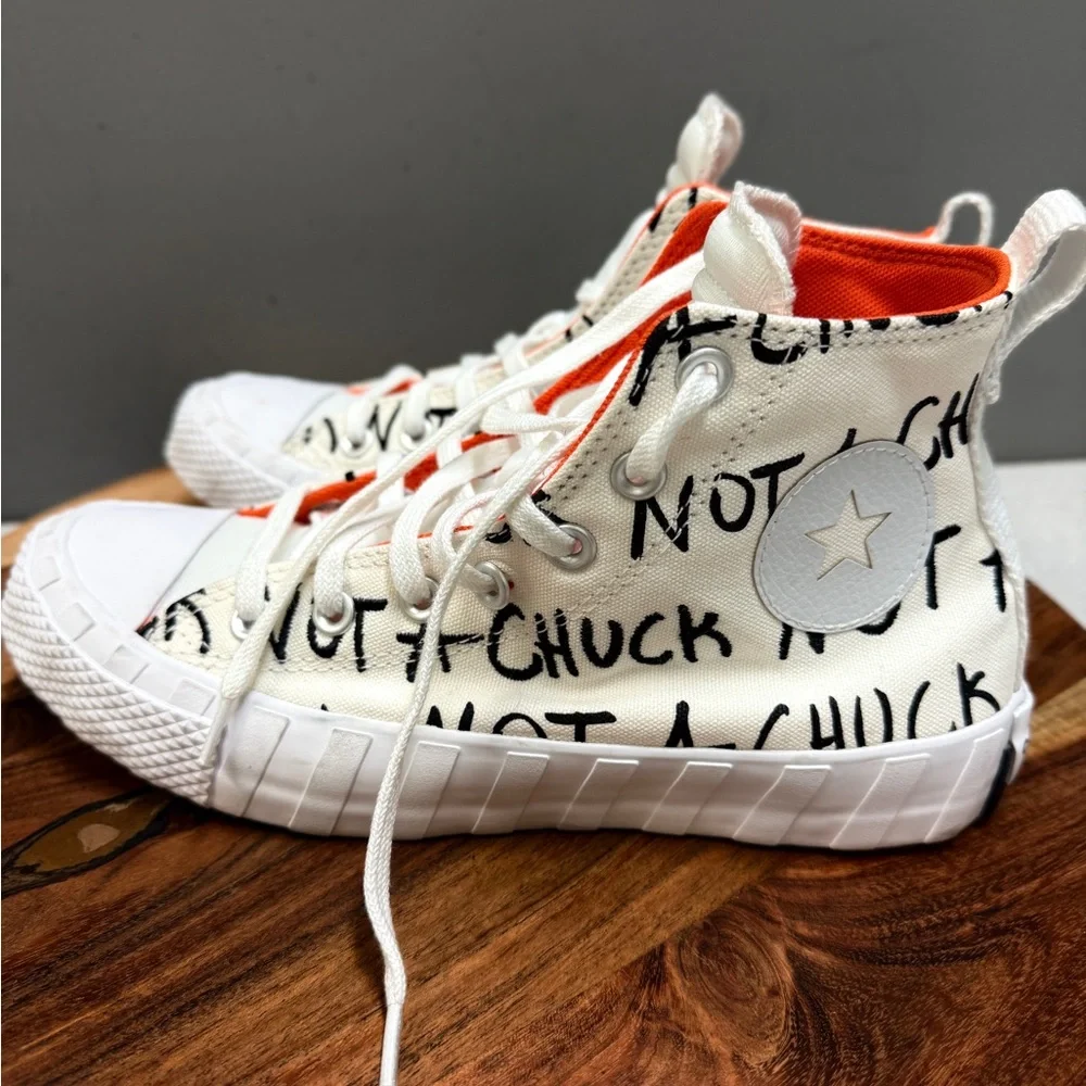 Converse White and‎ Orange Kids Sneakers 6 youth/ Womens 8